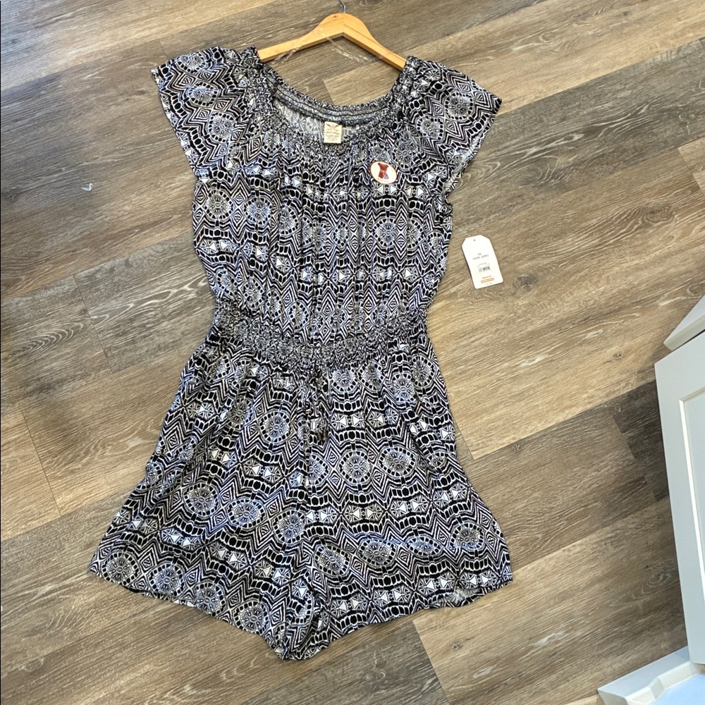 Faded Glory Black and White Patterned Midi Dress